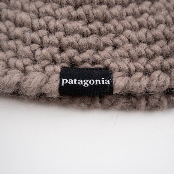 PATAGONIA unisex grey Cable Knit Beanie Wool winter bucket hat - Picture 2 of 7